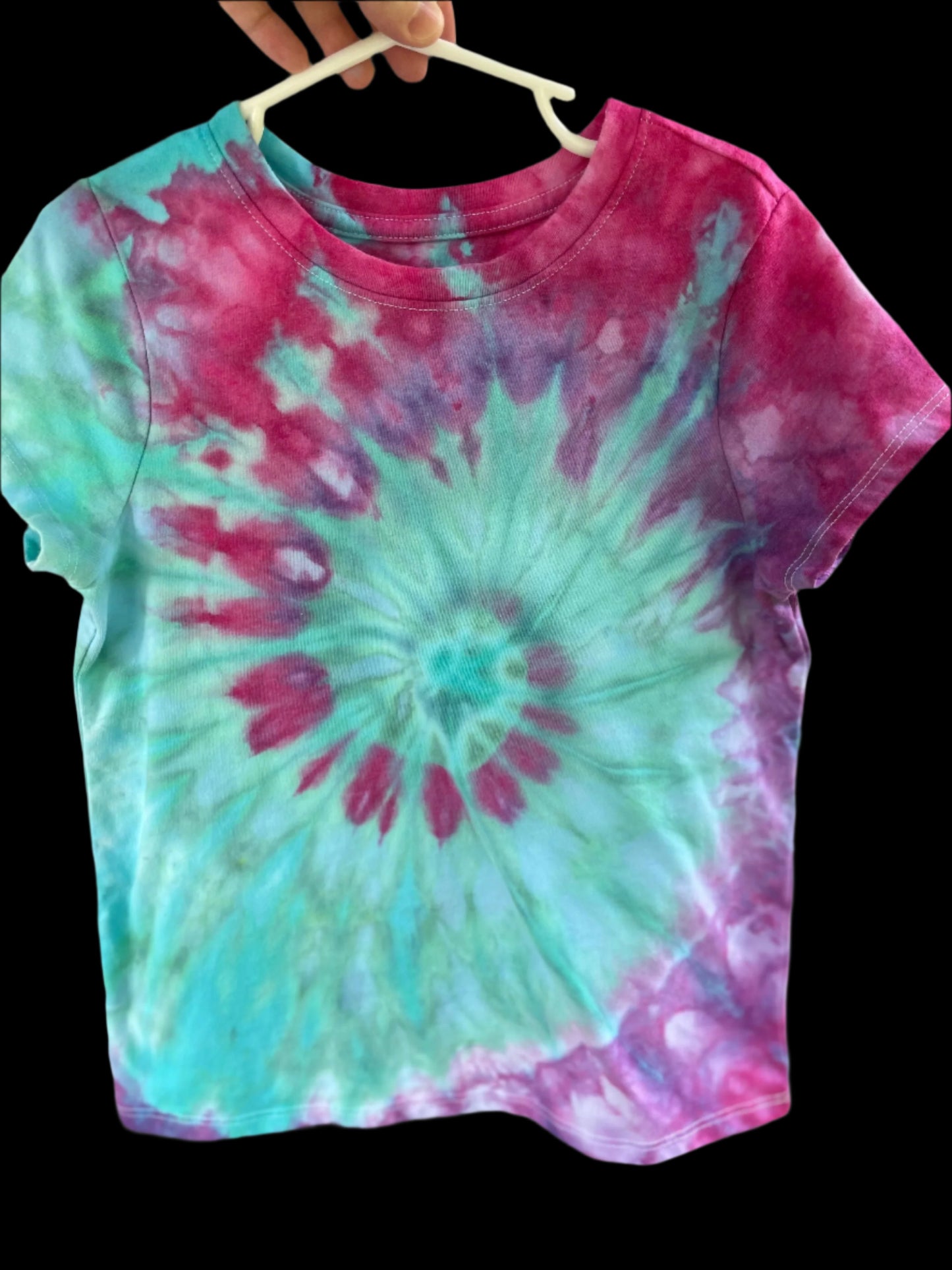 Girl's Green/Pink/Purple Spiral S (6/7) T-Shirt